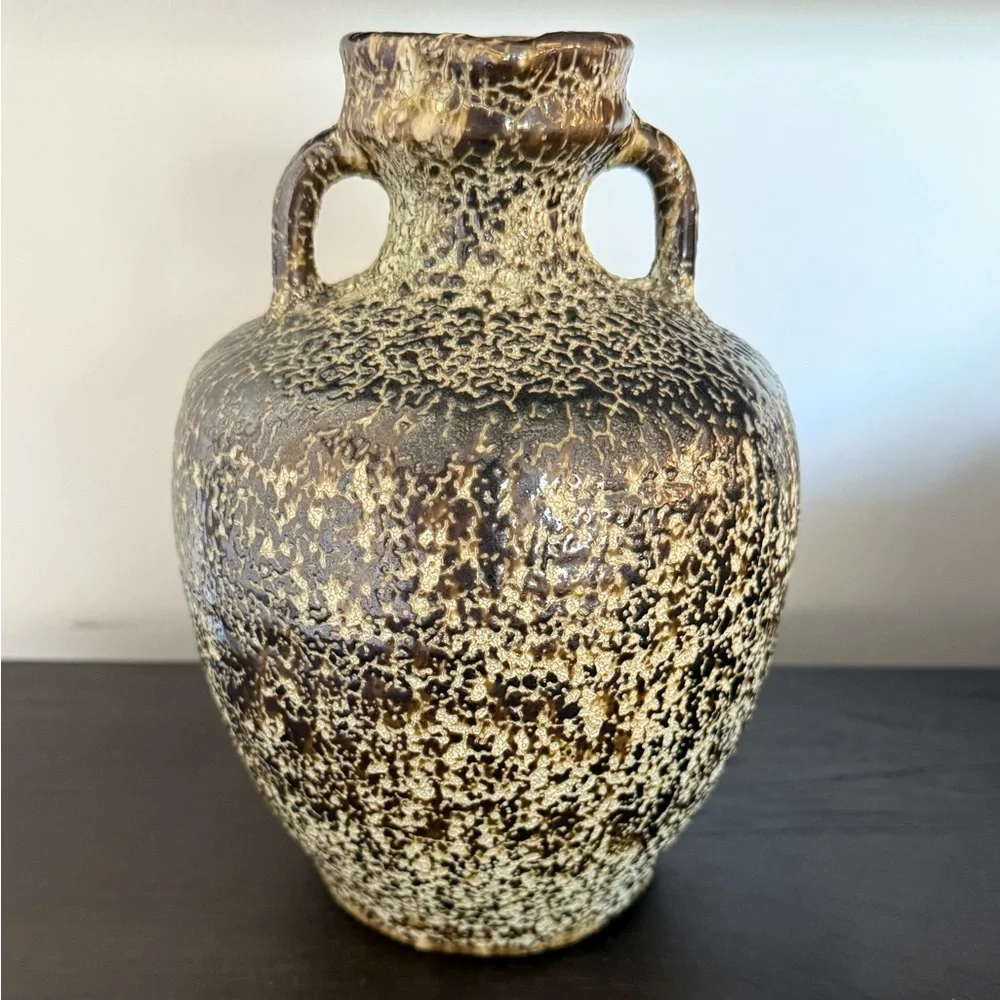 New Three Hands Corp Speckled Brown Cream Vase Rustic Ceramic 9.5” 71740